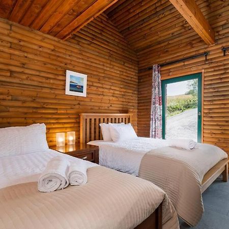 Heather Lodge With Sea And Mountain Views Leenaun Ngoại thất bức ảnh